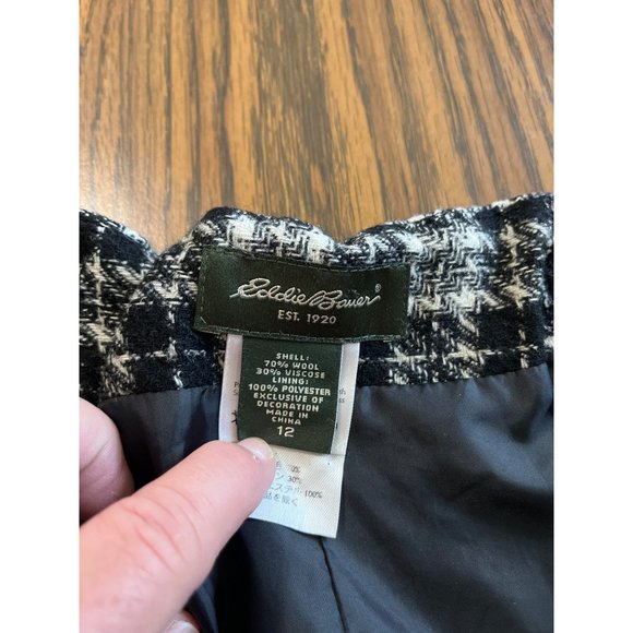 Eddie Bauer woman’s black and white plaid wool skirt size 12 - Picture 3 of 6